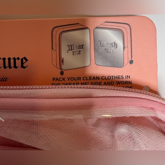 Juicy Couture Pink 2 in 1 Transparent zipper Travel laundry bag & packing cube - Picture 6 of 7